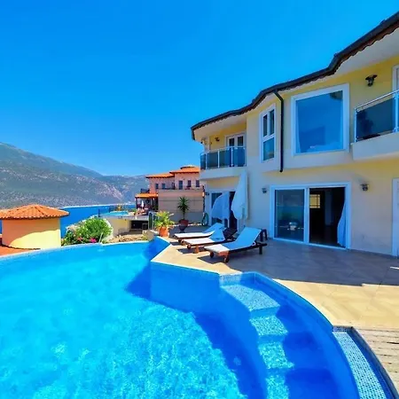 With Sea View And Pool Hans Villa *